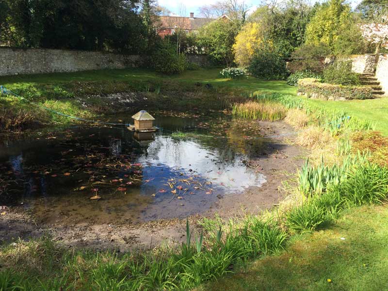Leaking liner pond restoration, Hampshire